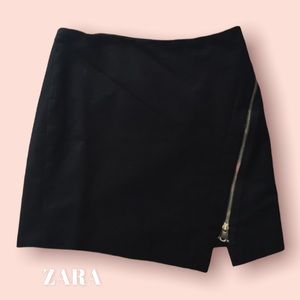 New ZARA mini skirt Black